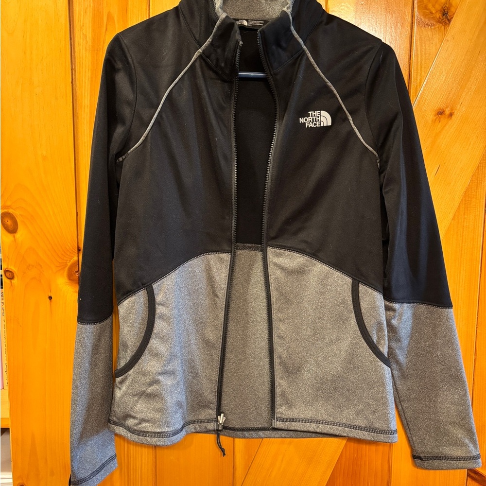 The North Face 2-in-1 Rain Jacket - Picture 6 of 9